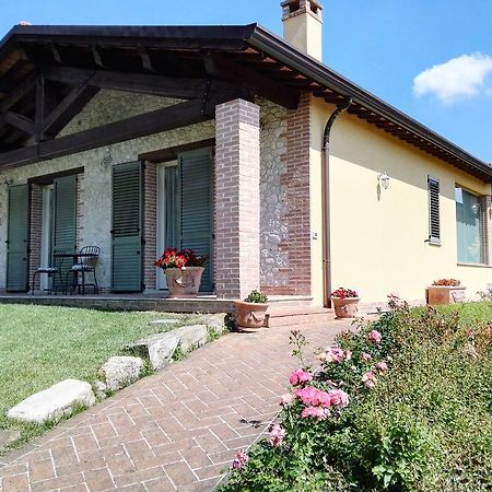 Brigida Bed & Breakfast Верукио Екстериор снимка